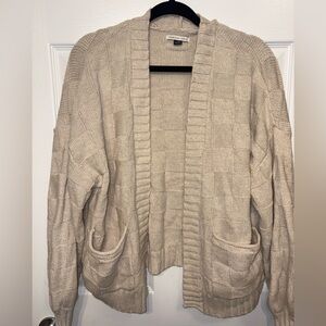American Eagle checkered cardigan